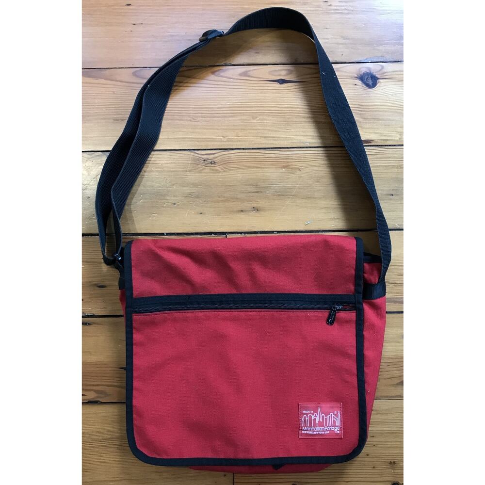Vintage 90s Manhattan Portage Made in NYC USA Red Shoulder Messenger Urban Bag